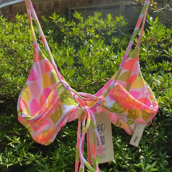 Maaji Swimsuit Set Women’s Large - Picture 4 of 8